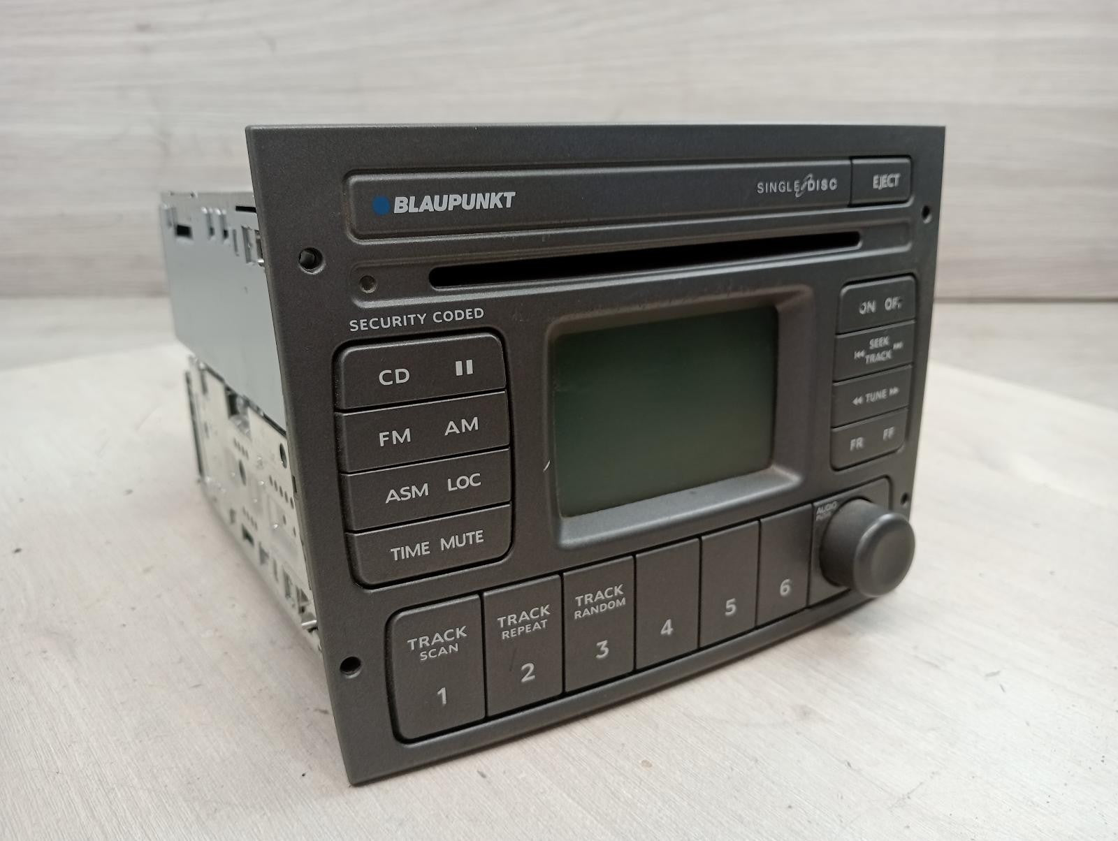 HOLDEN CREWMAN STEREO/HEAD UNIT VYVZ, CD PLAYER, 10/0209/07 2007