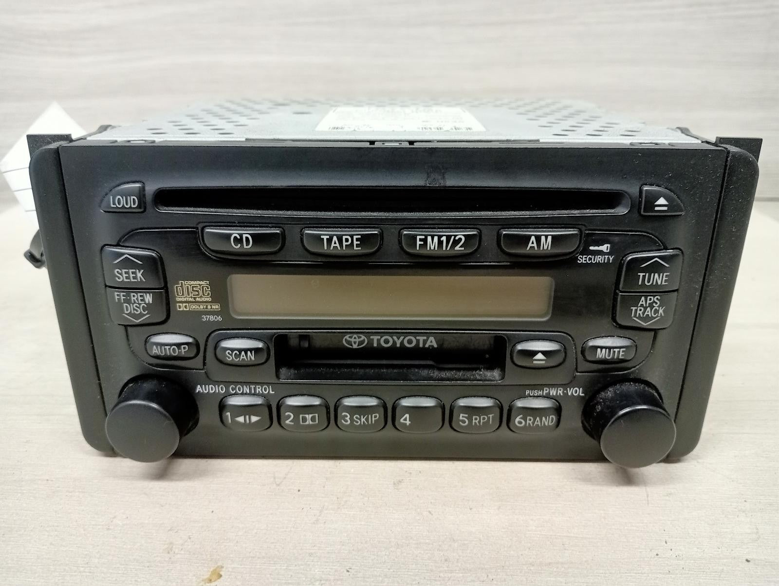 8922713