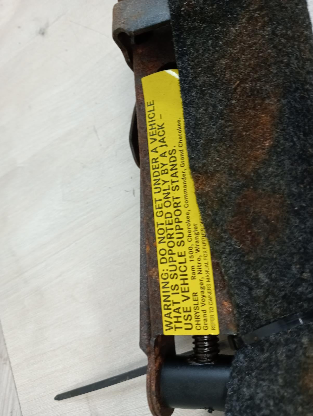 8942954