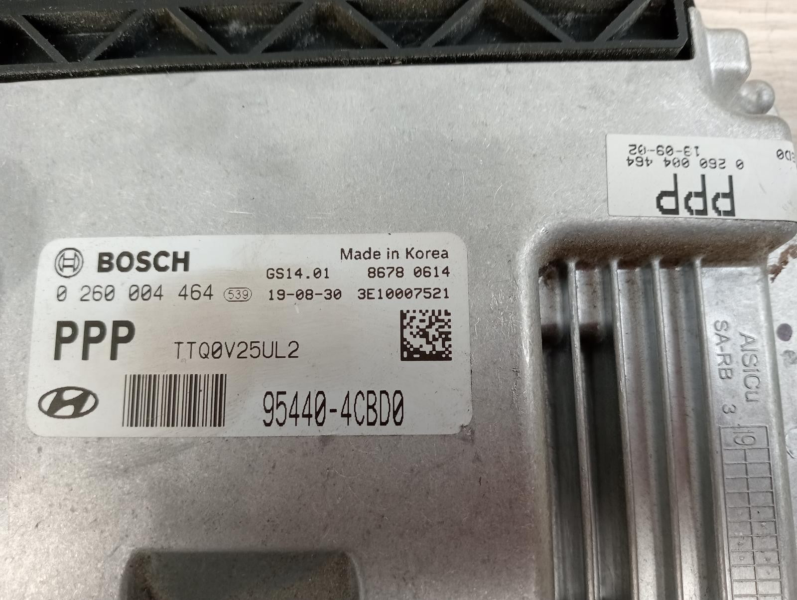 8944264