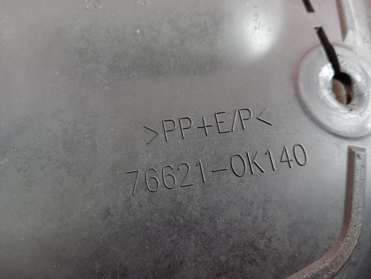 9051639