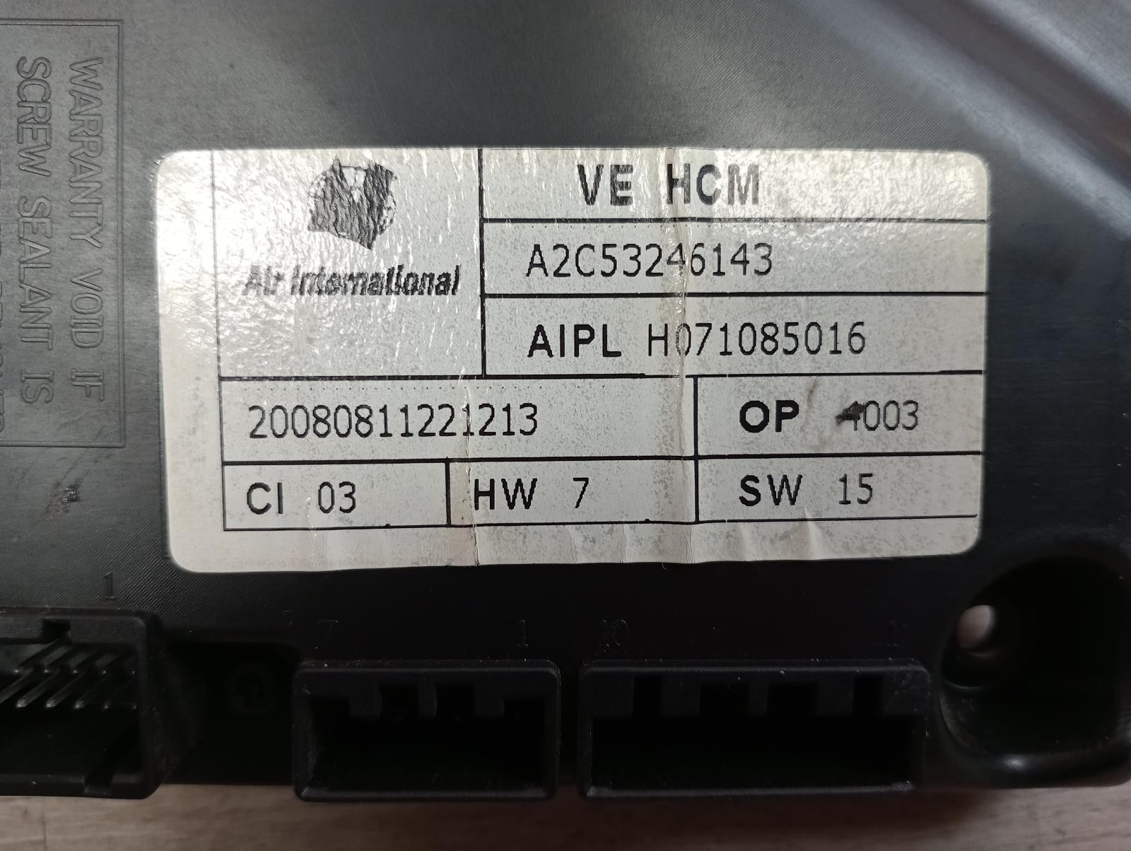 8943293