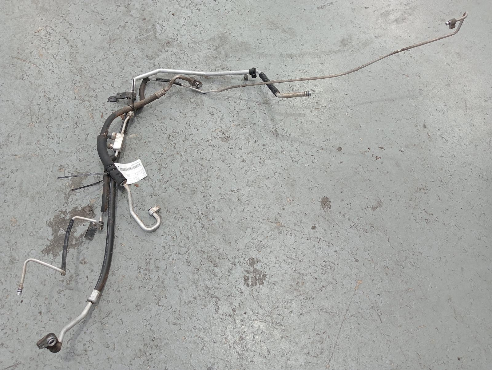 TOYOTA RAV4 A/C HOSES 4WD 07/0010/05 00 01 02 03 04 05