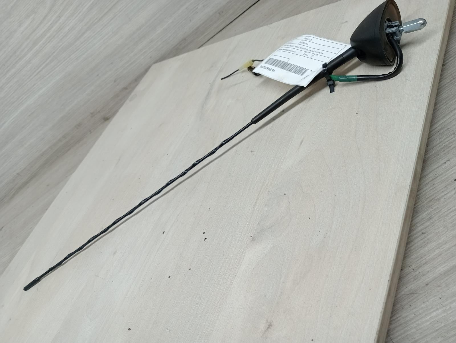 FORD RANGER ANTENNA CENTRE FRONT, ROOF MOUNTED, PX, 06/1108/18 2016