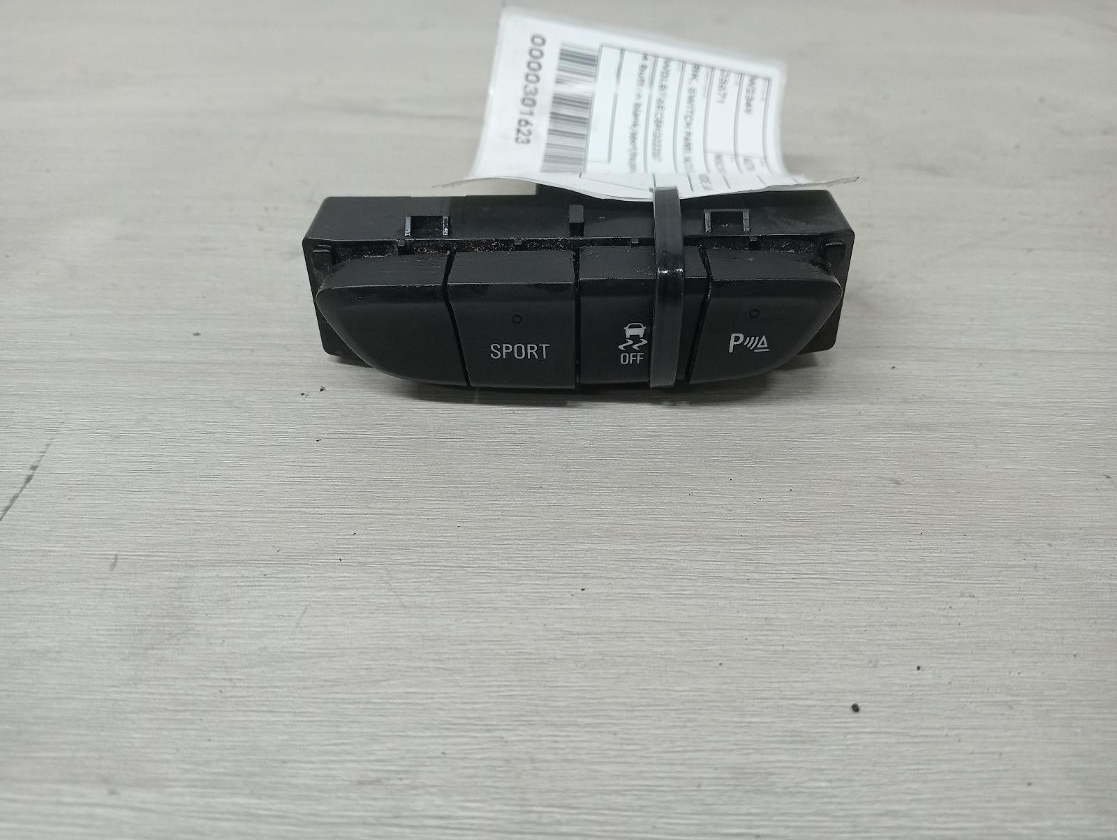 HOLDEN ASTRA MISC SWITCH/RELAY BK, SWITCH PANEL (AUTO START/STOP, SPORT MODE, LA