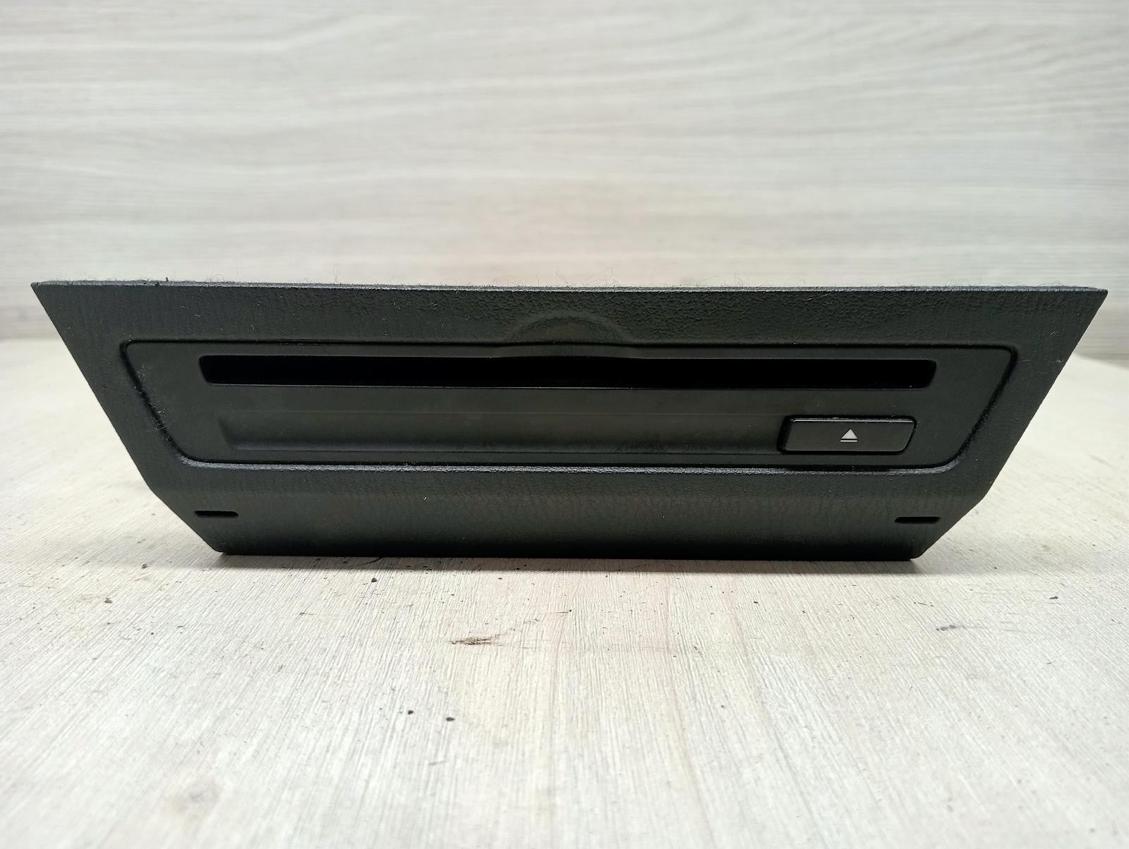 MAZDA CX3 STEREO/HEAD UNIT CD PLAYER, DK, 03/15 2016