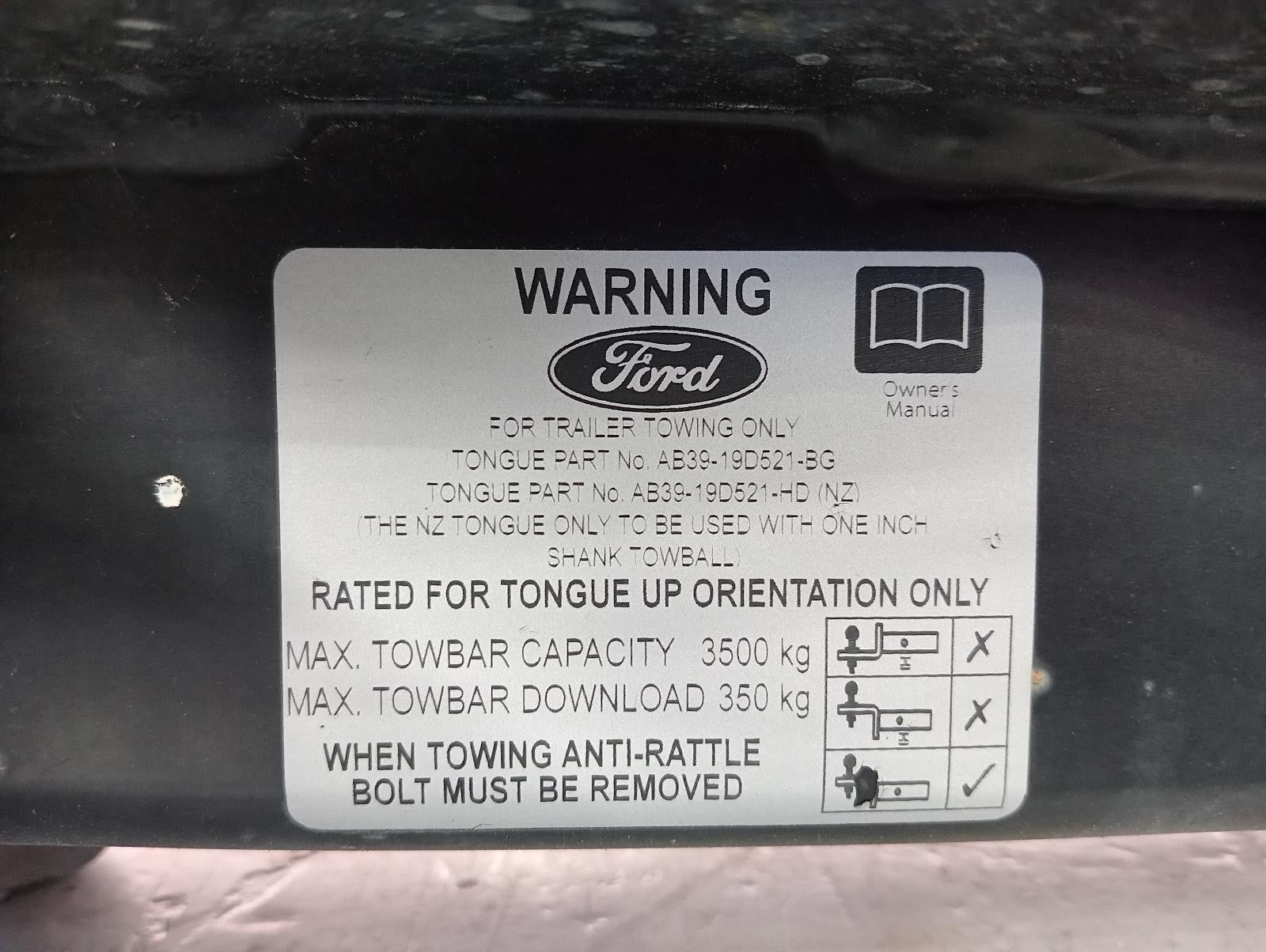 8923783