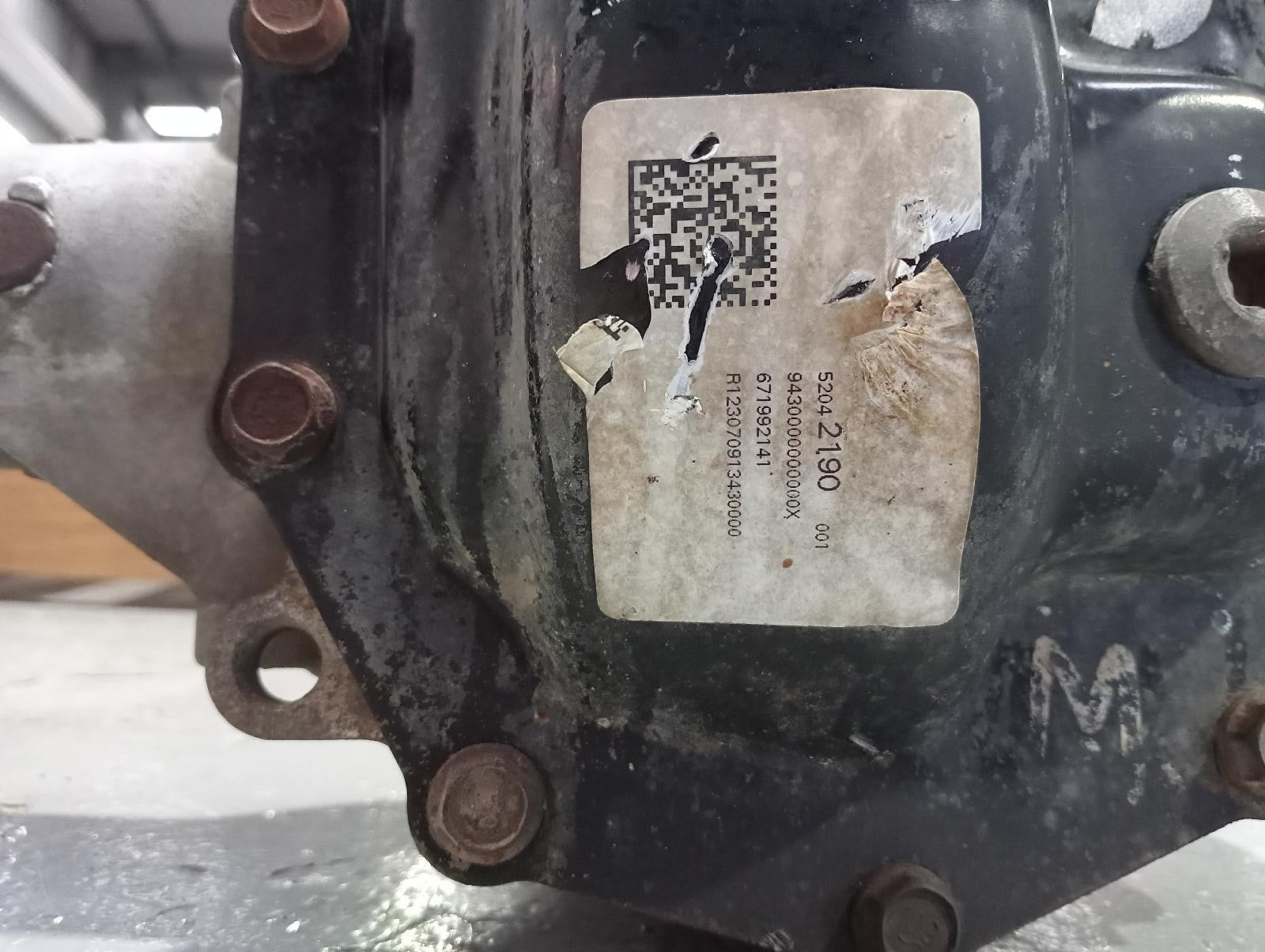 8943559