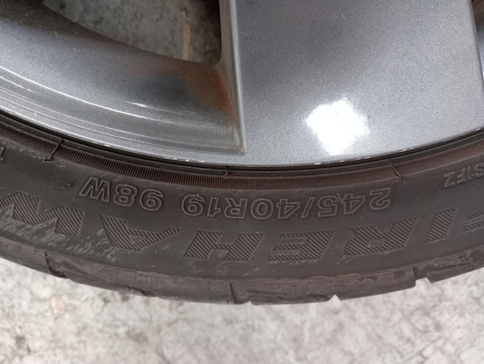 8971877