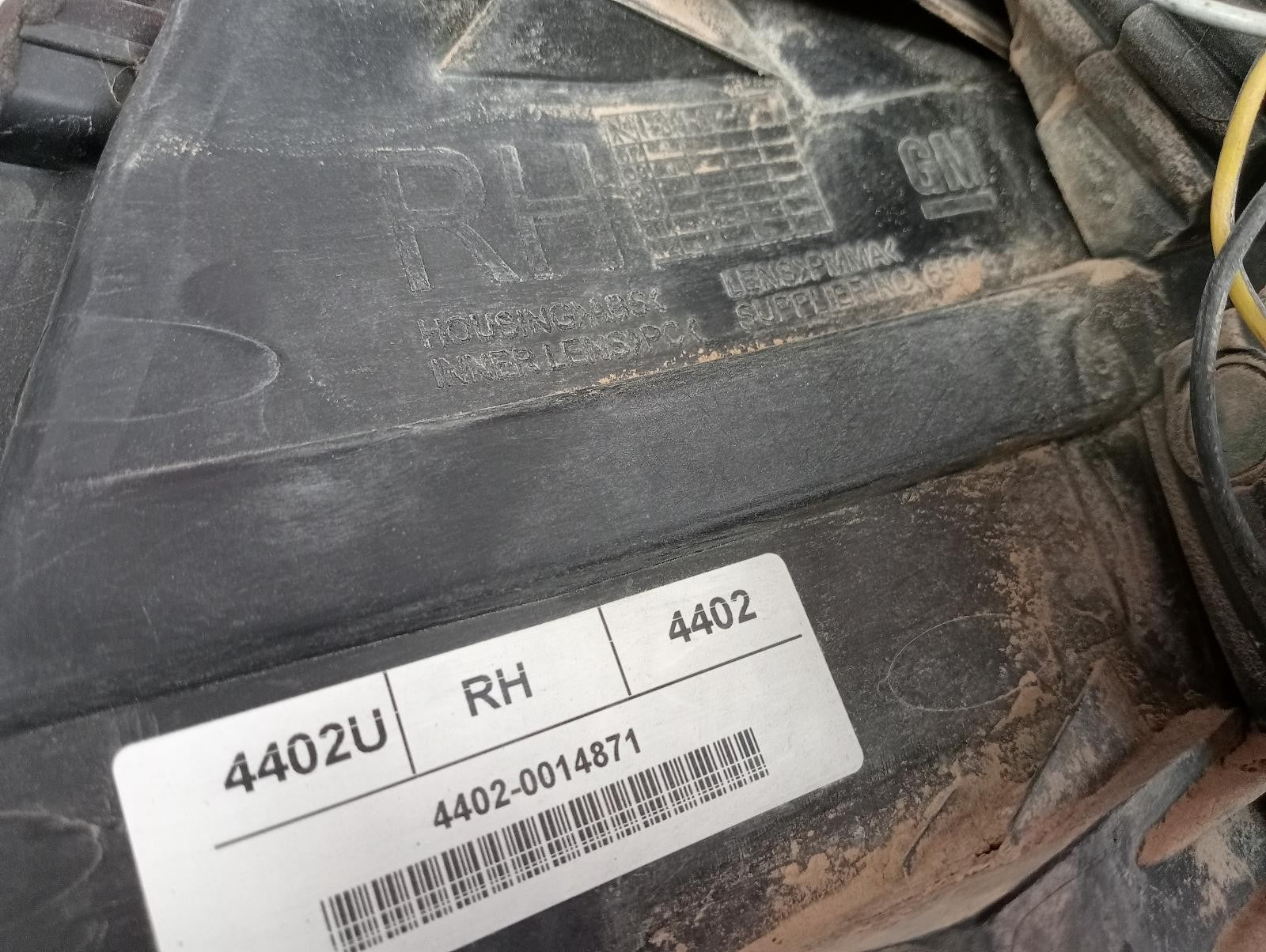8959715