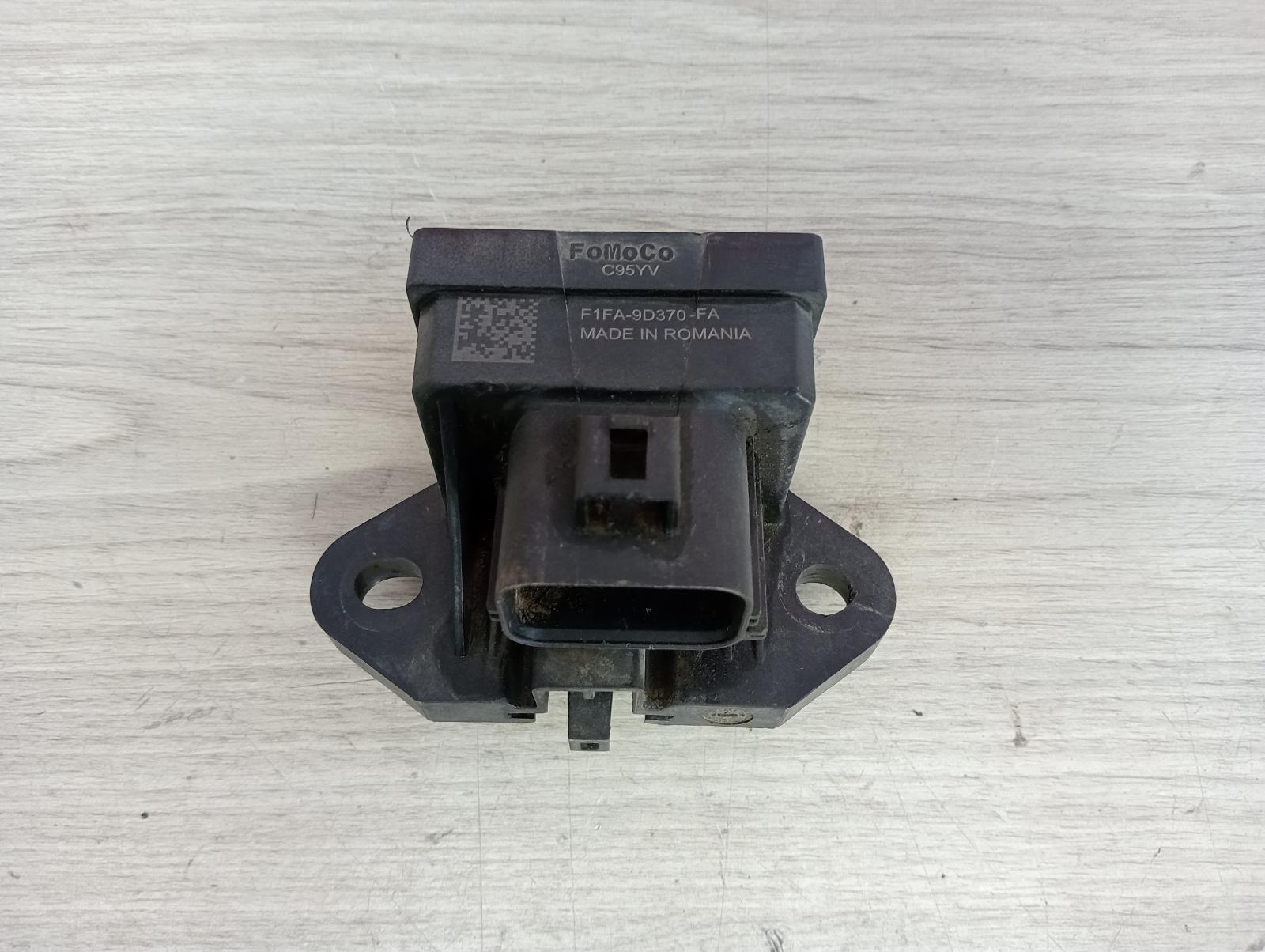 8969488