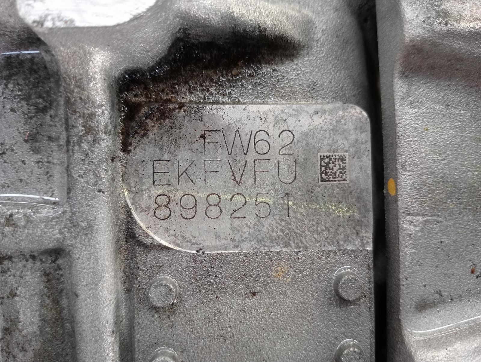 8963527