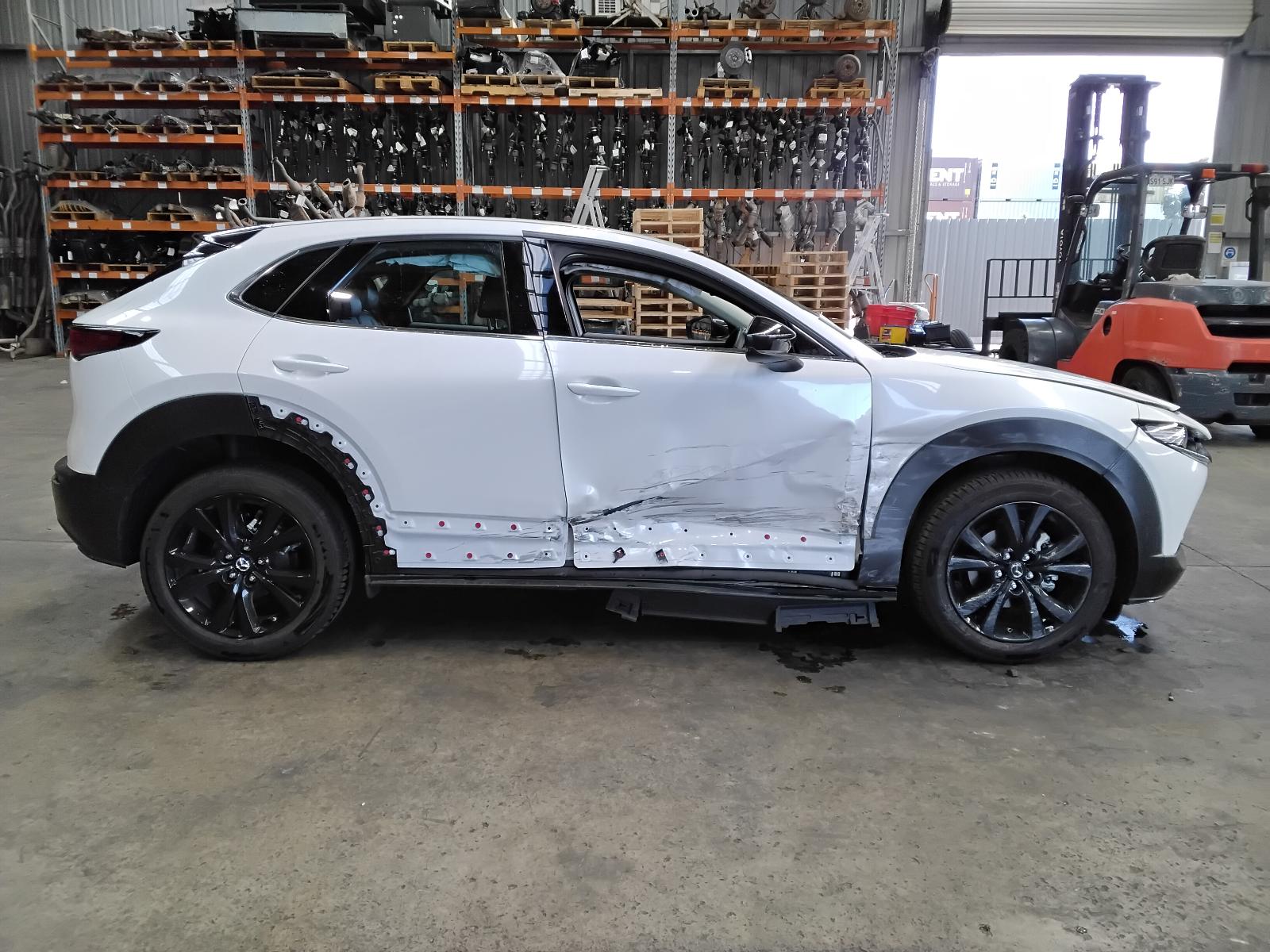 8971685