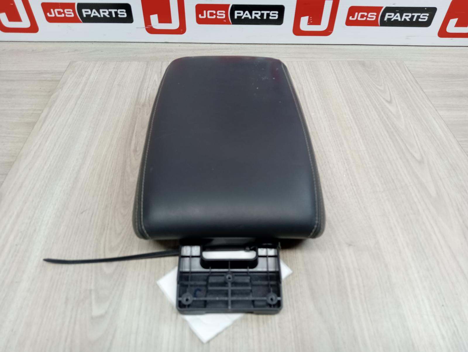 8864651