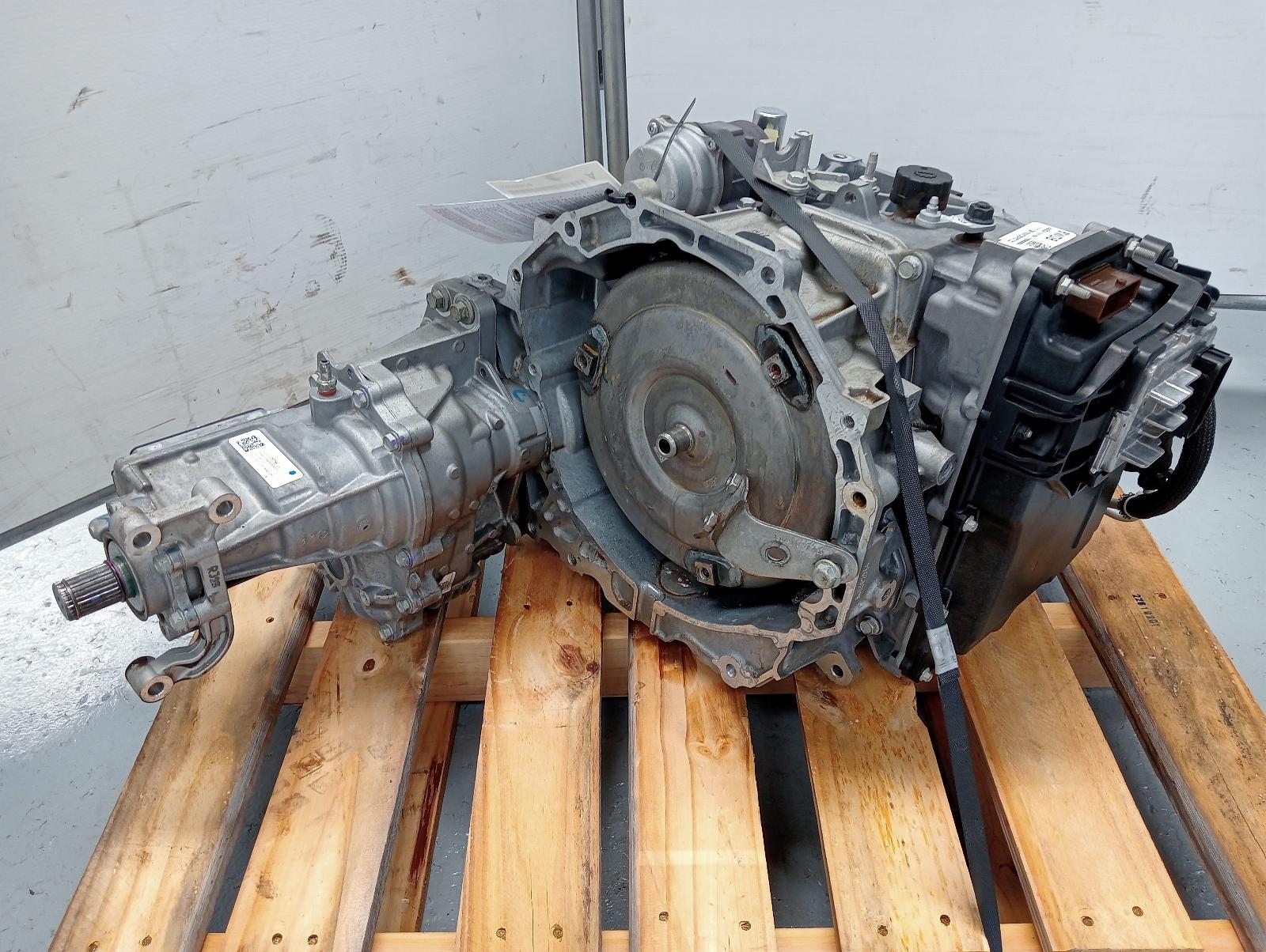 8945076