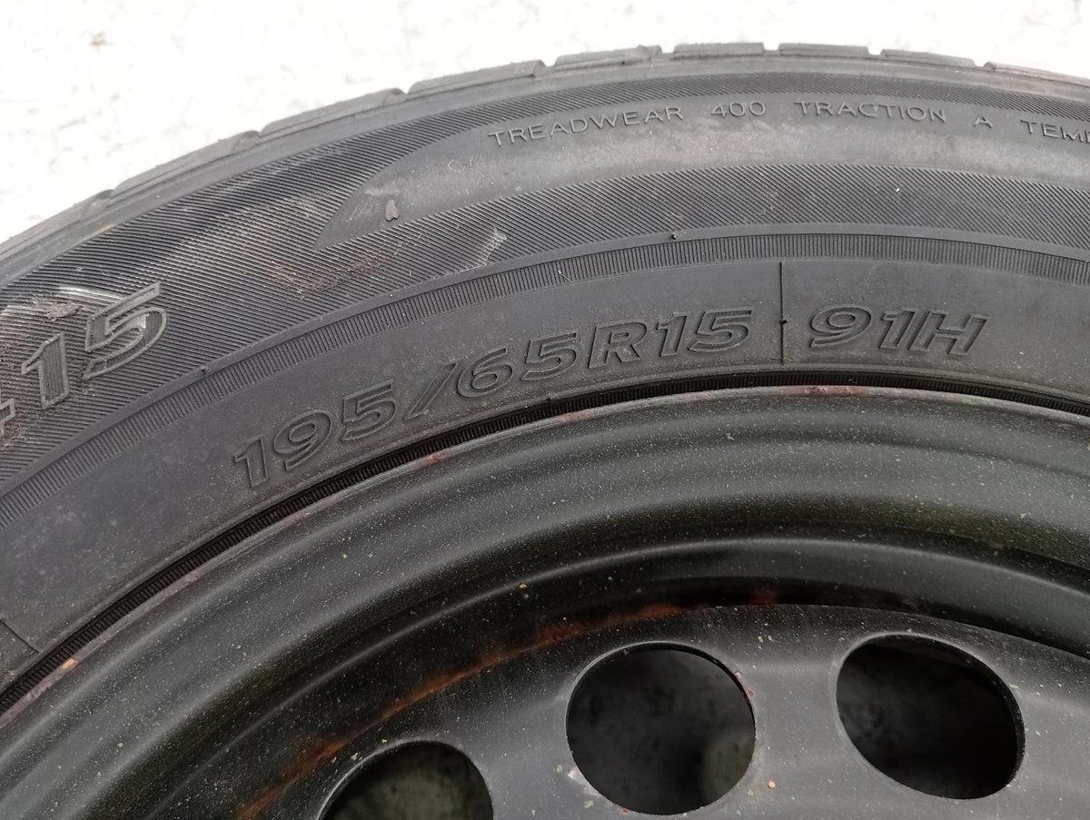 8993239