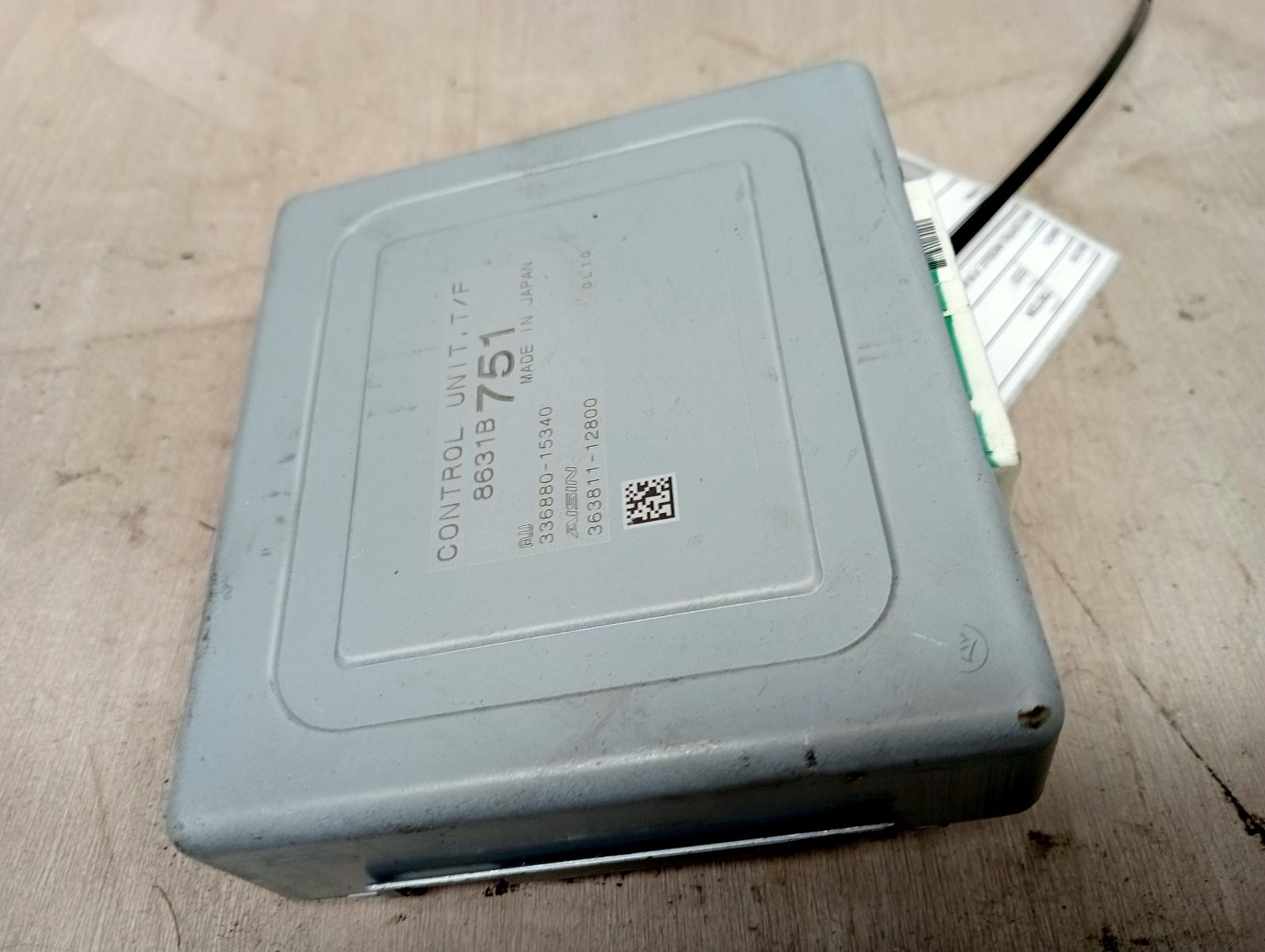 8959997