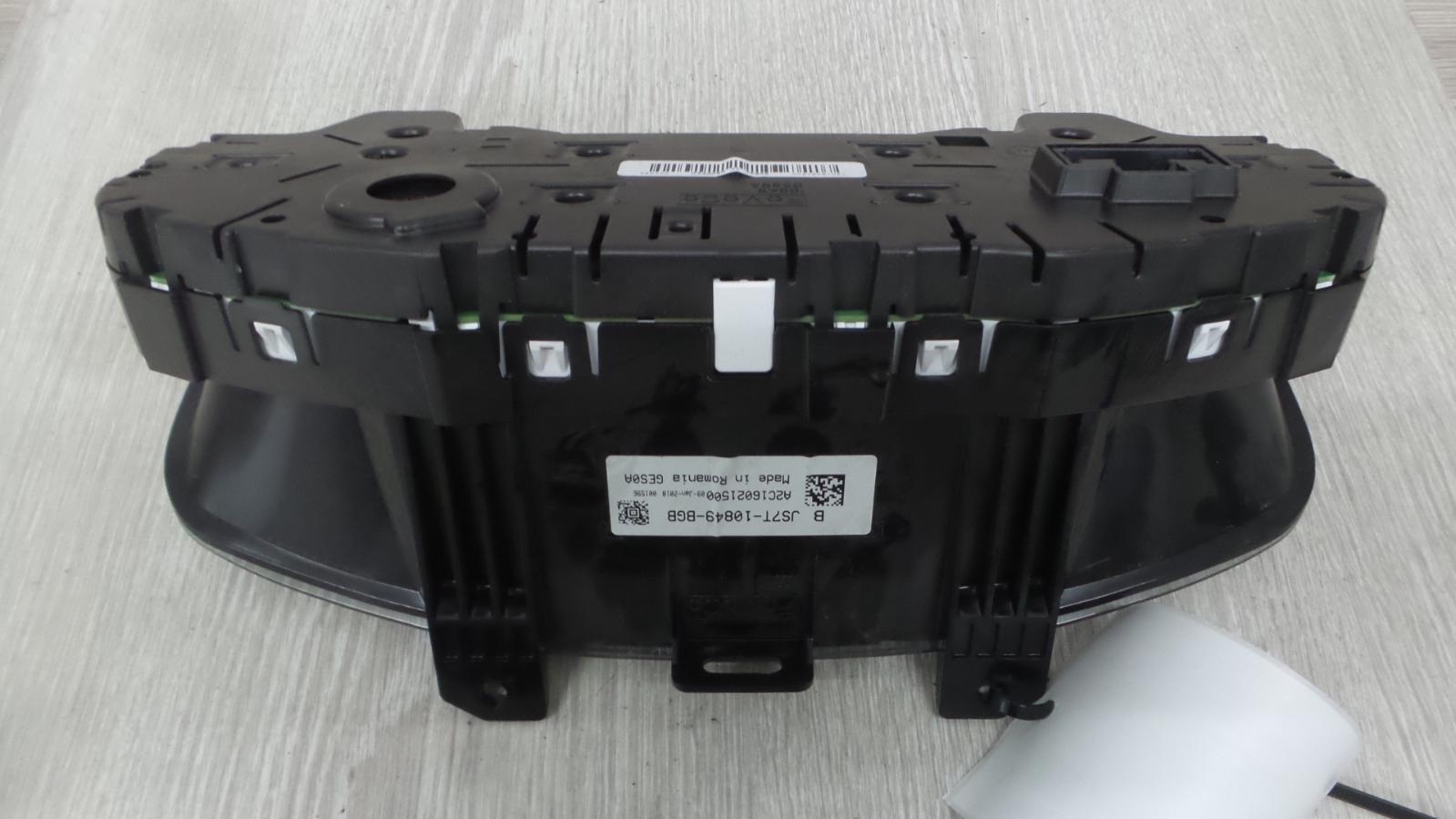 8981623
