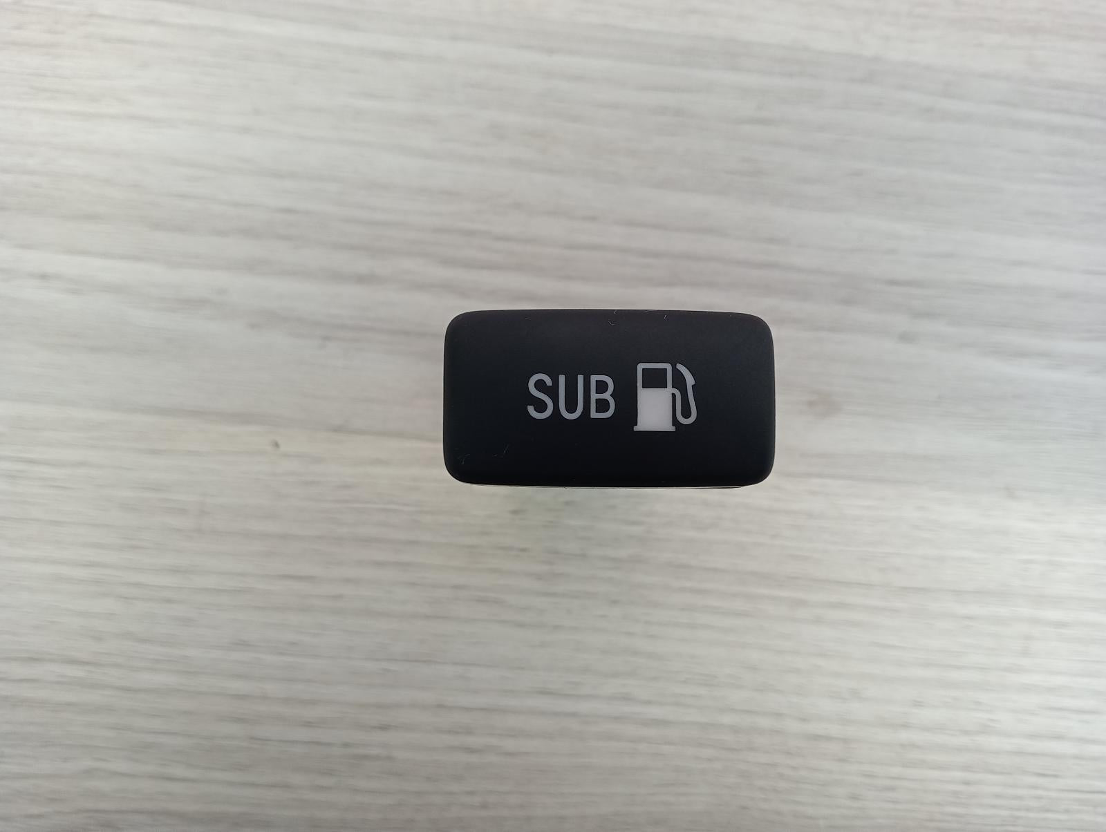 8981693