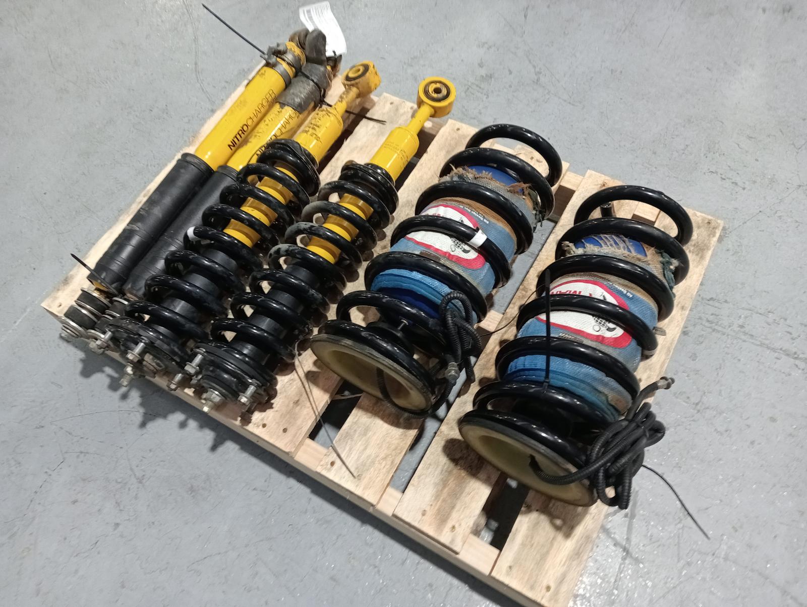 8831085
