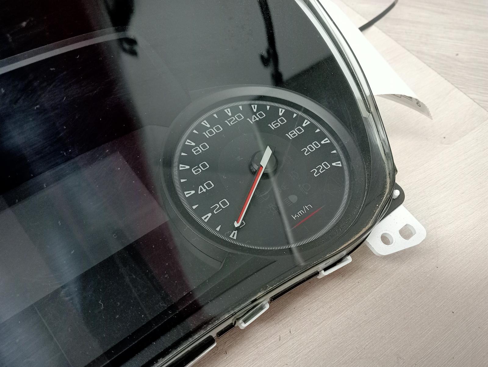 8946506