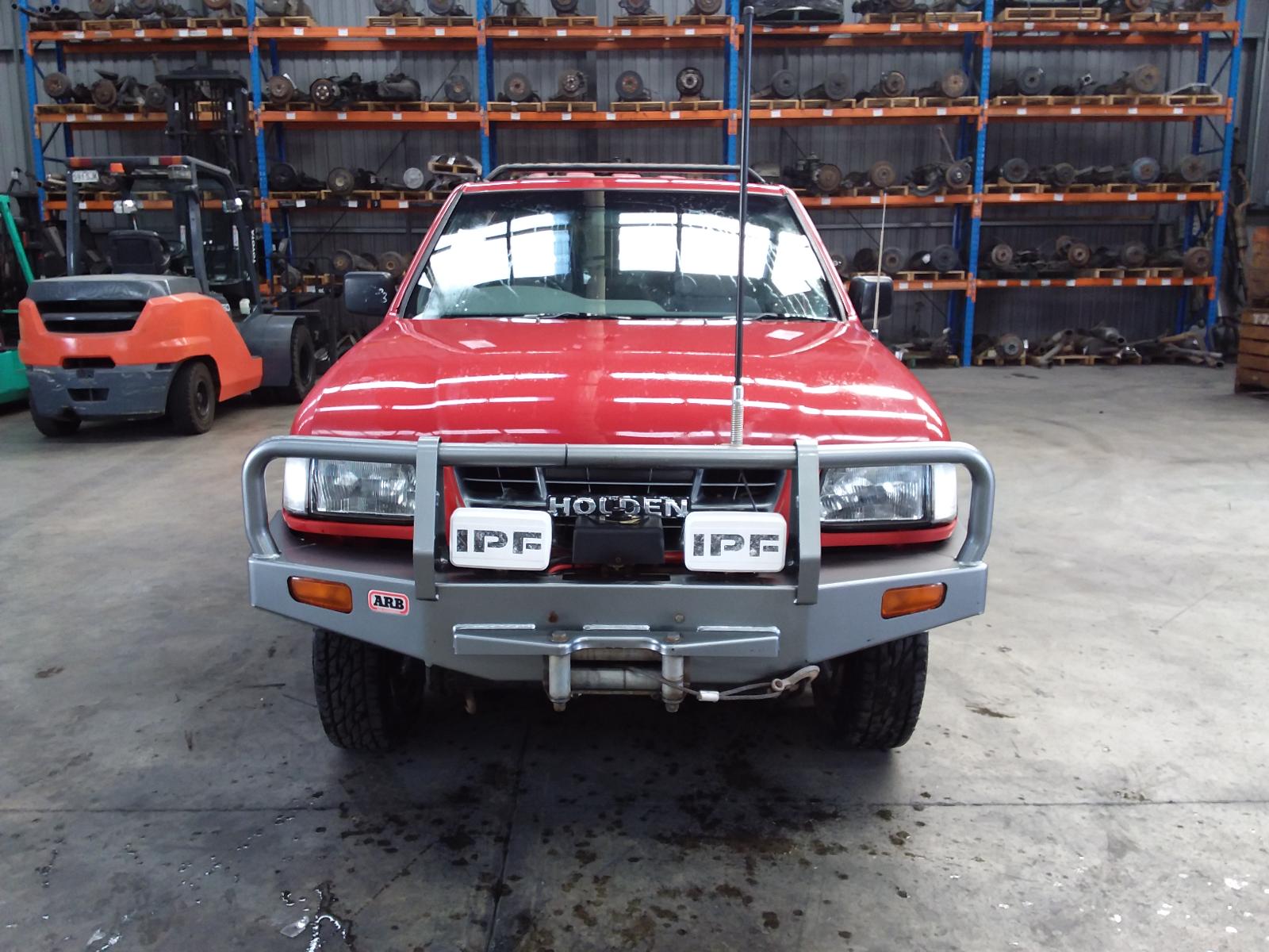 8976943