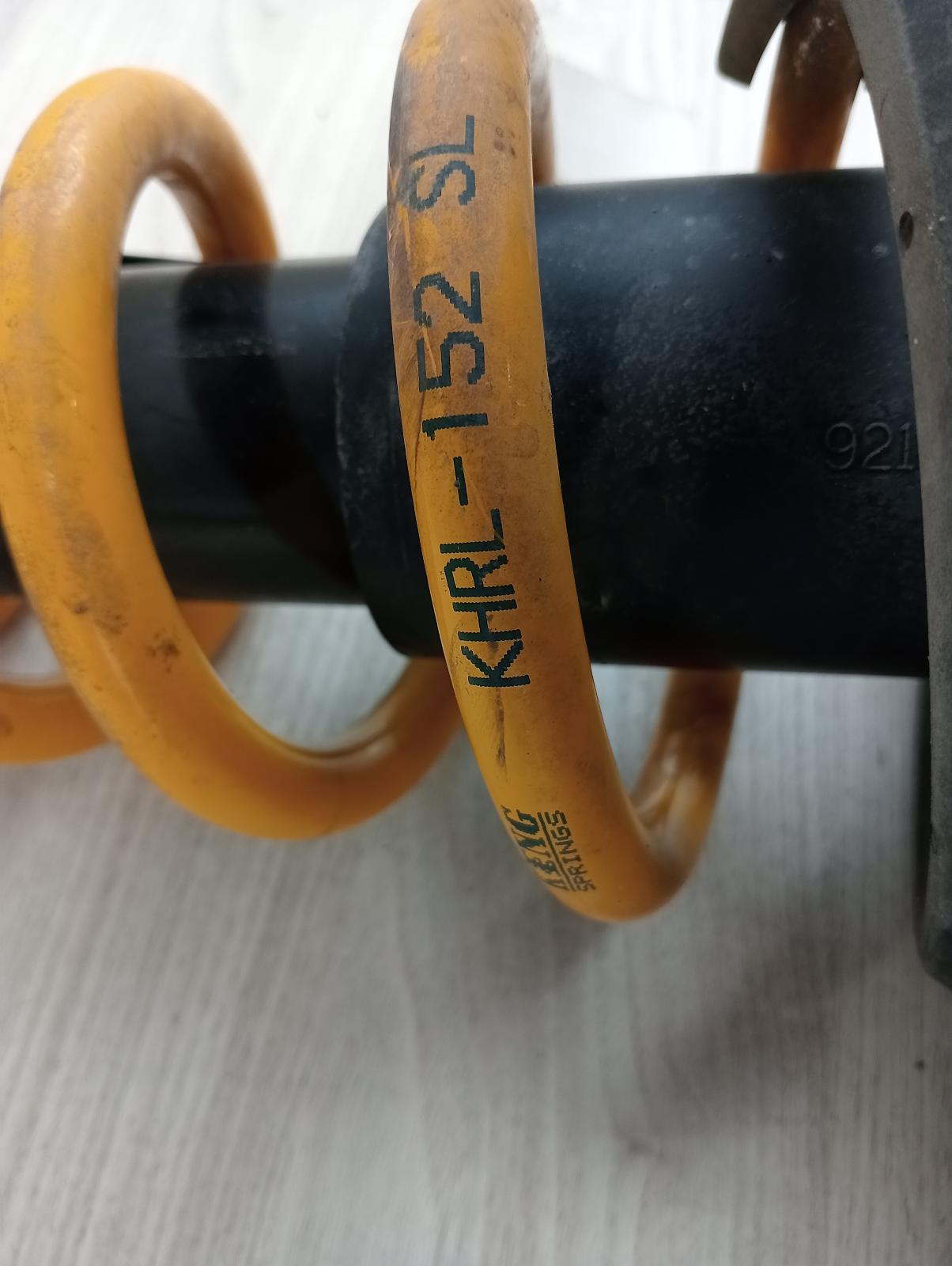 8965218