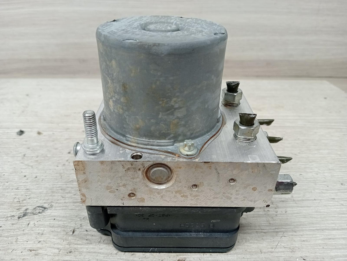 9007933