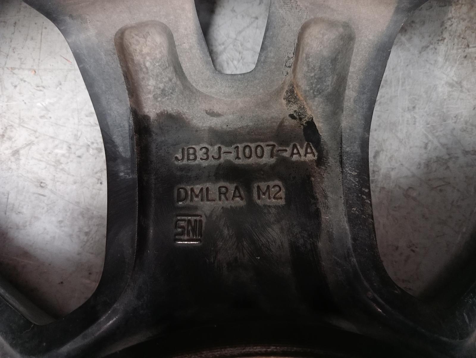 8952415