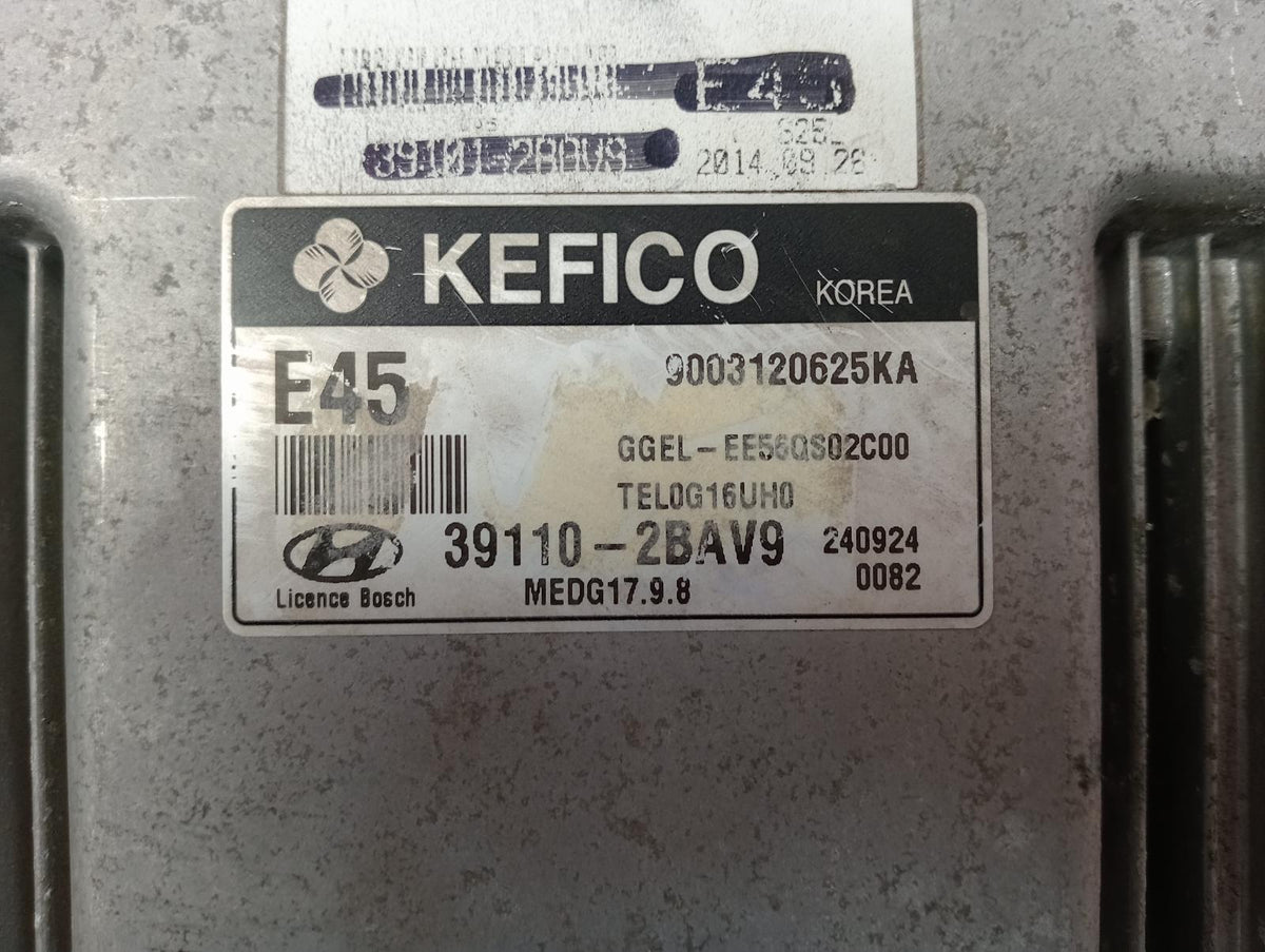 8991839