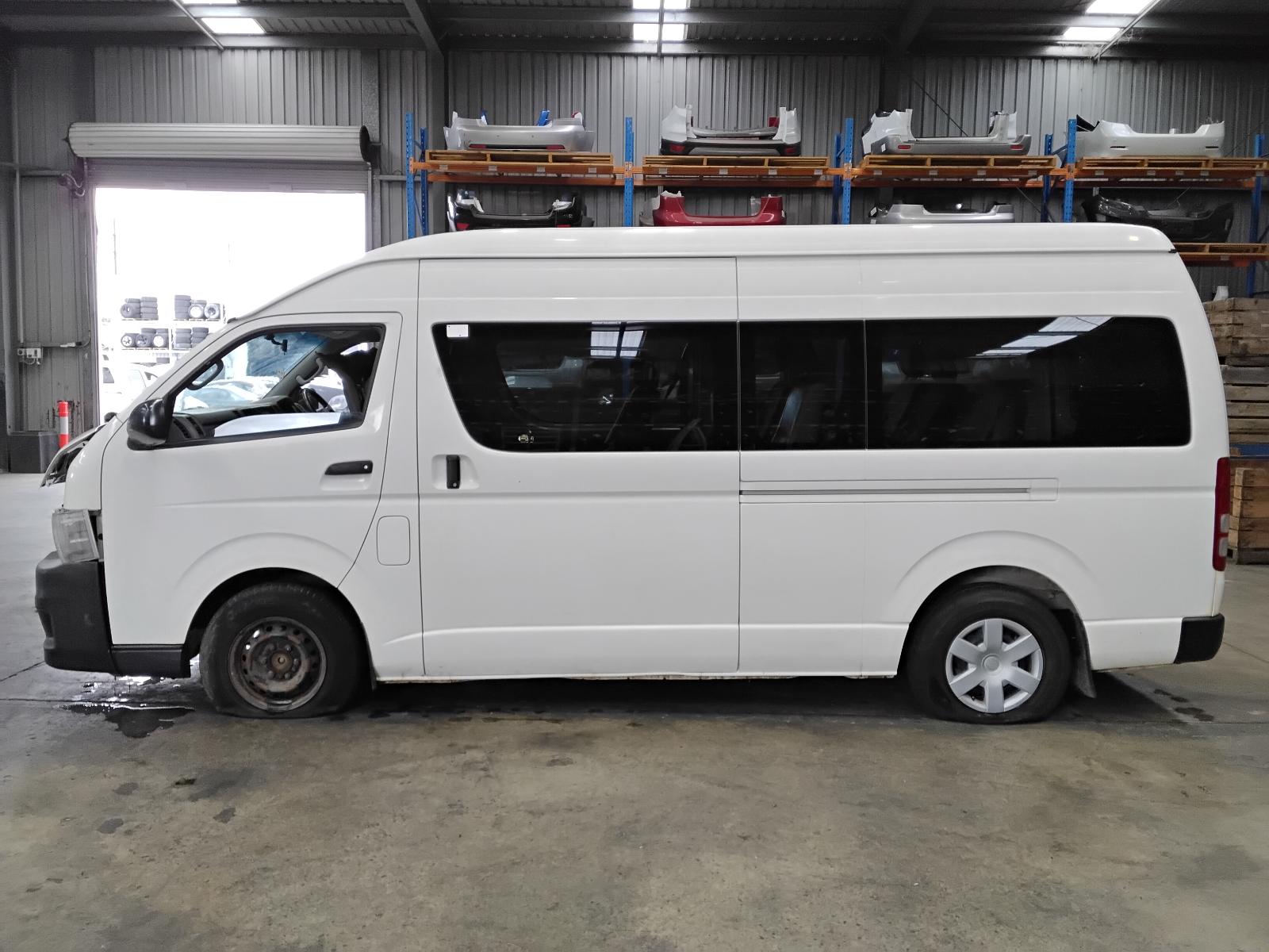 8951209