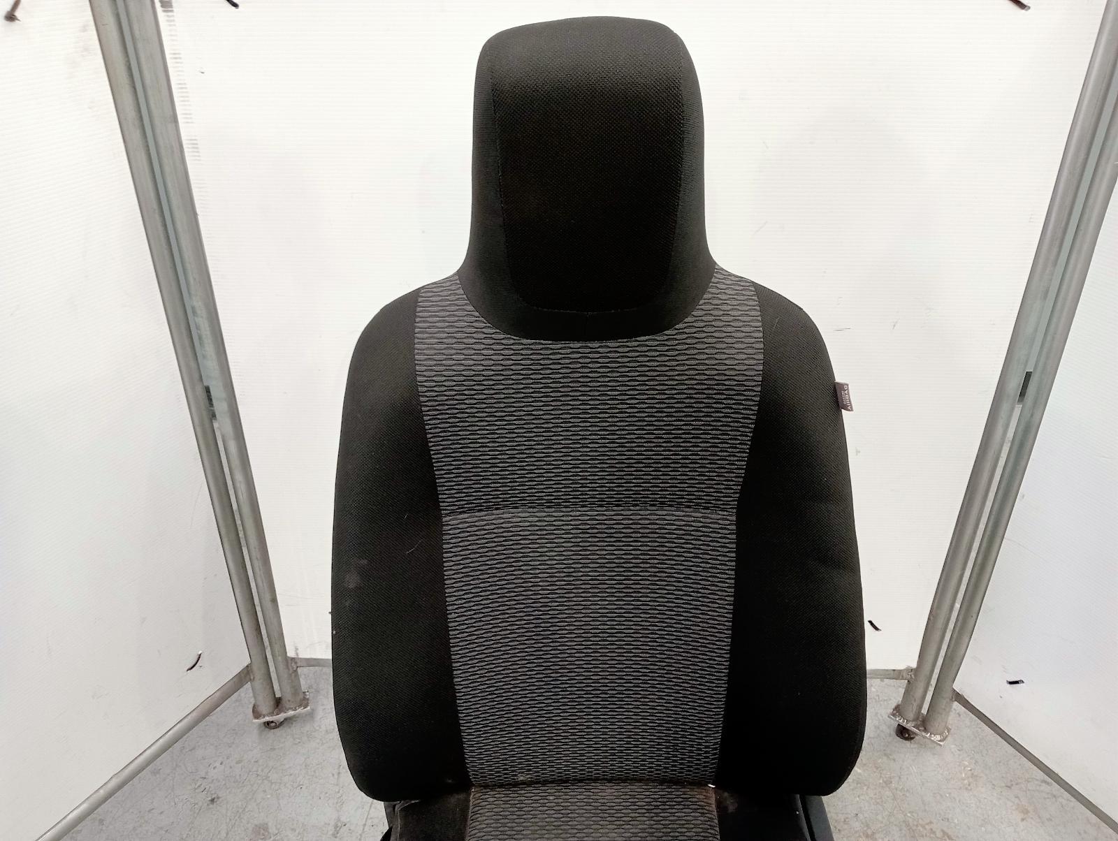 8713377