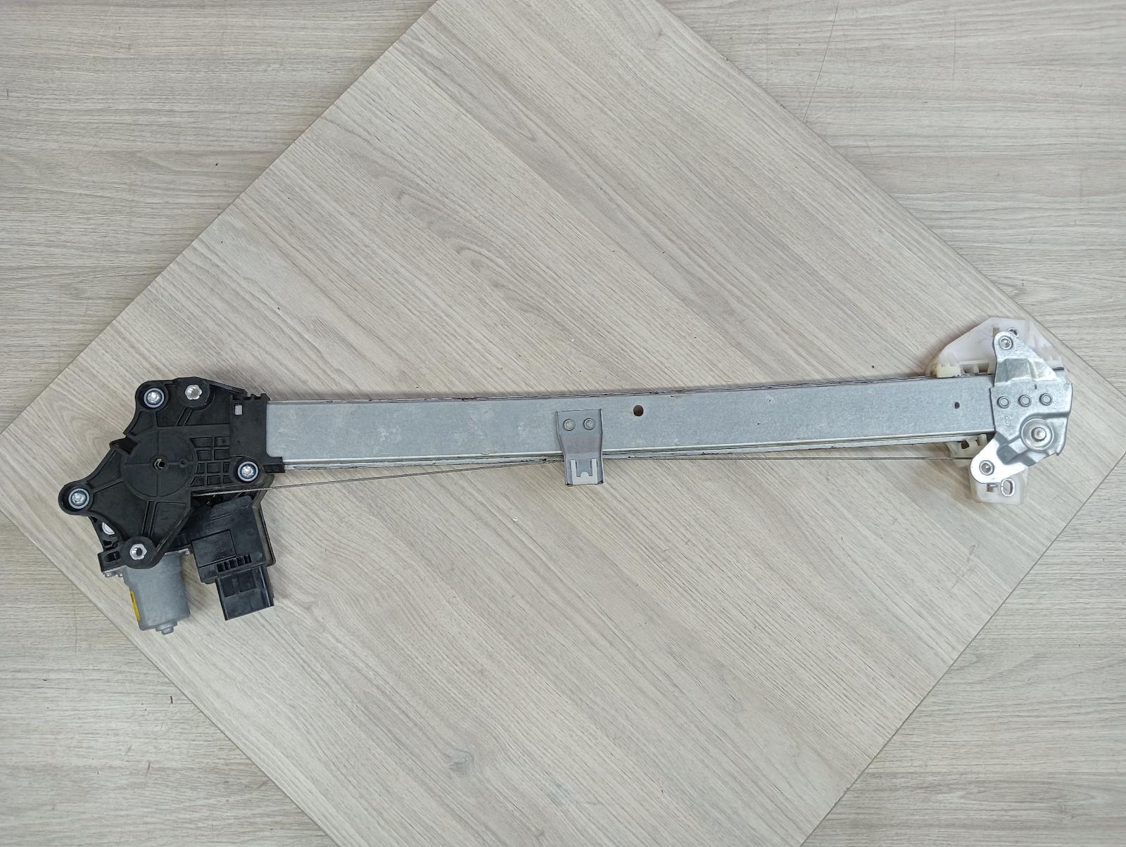 8959615