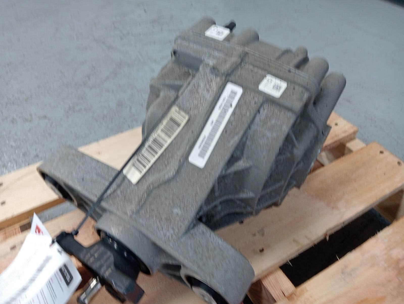 8960198