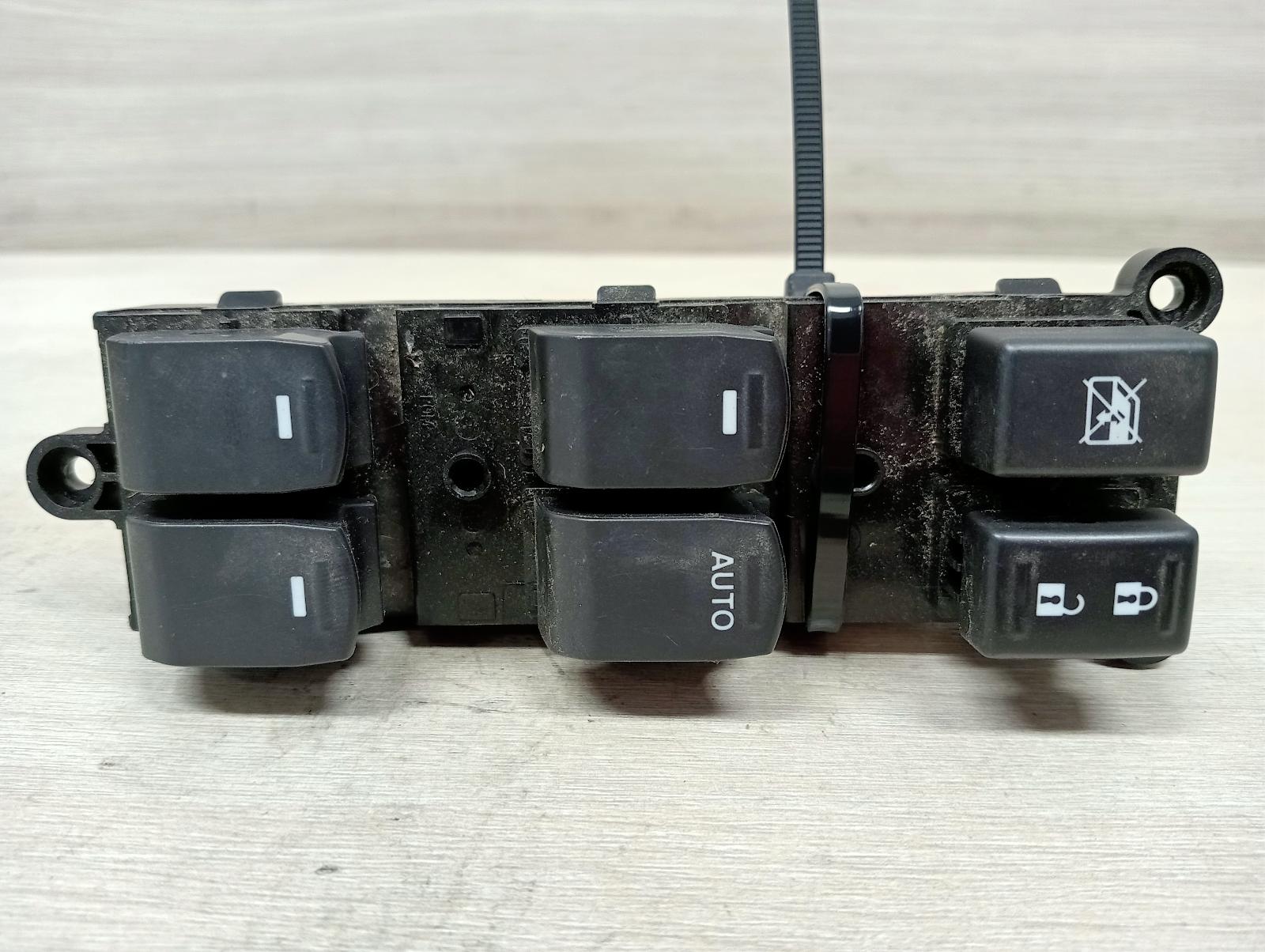 8830877