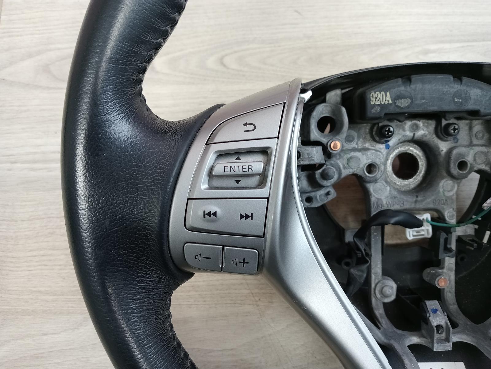 8981546