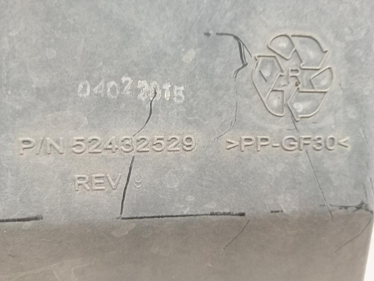 8993872