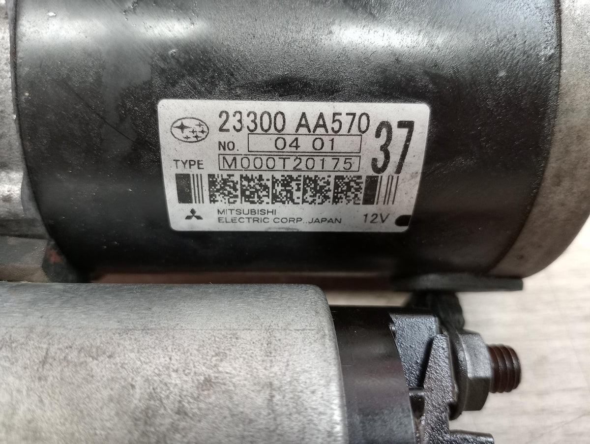 9038044