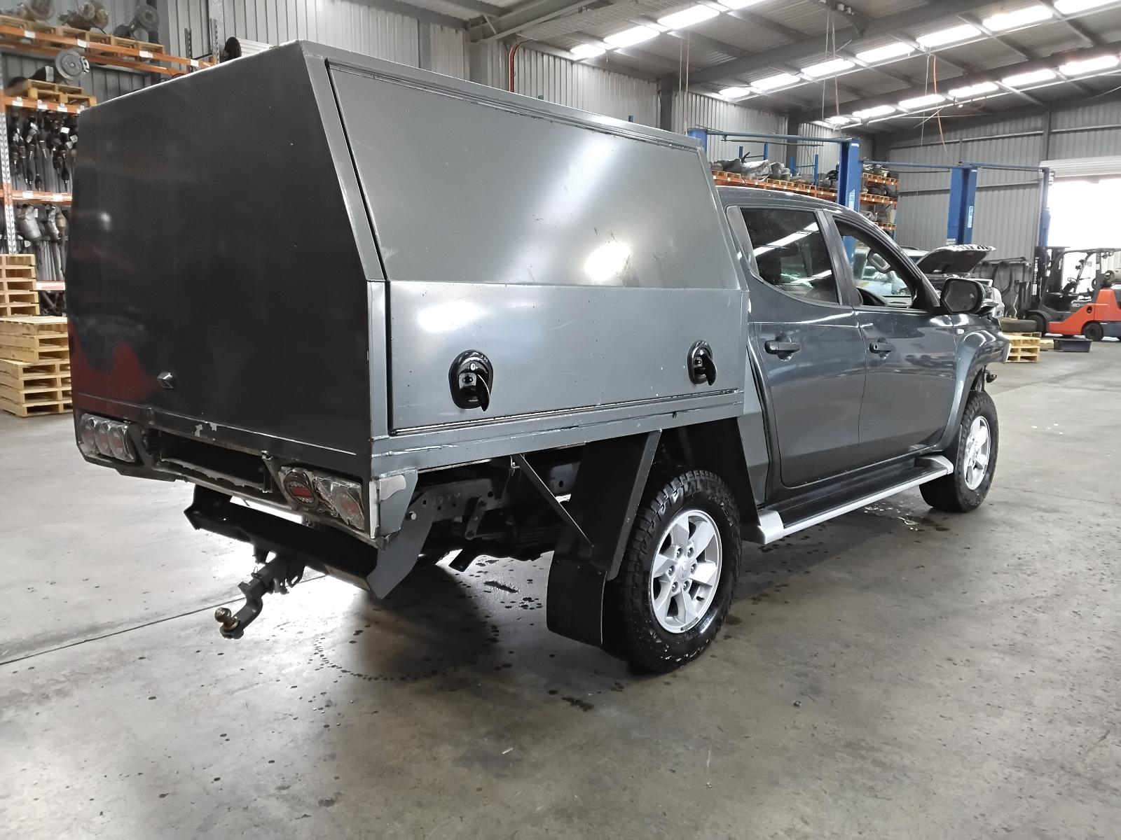 8972782