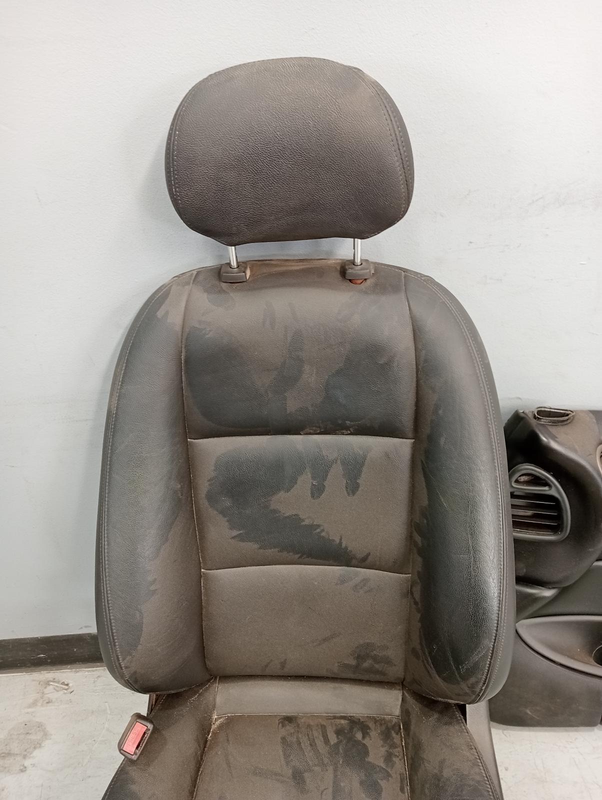 8973769