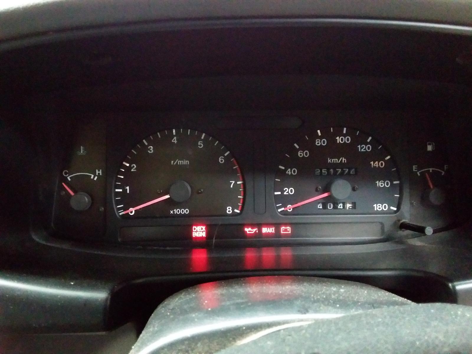 8976871