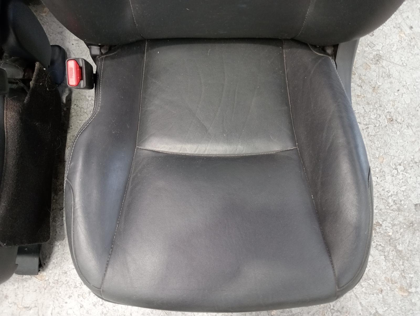 8837119
