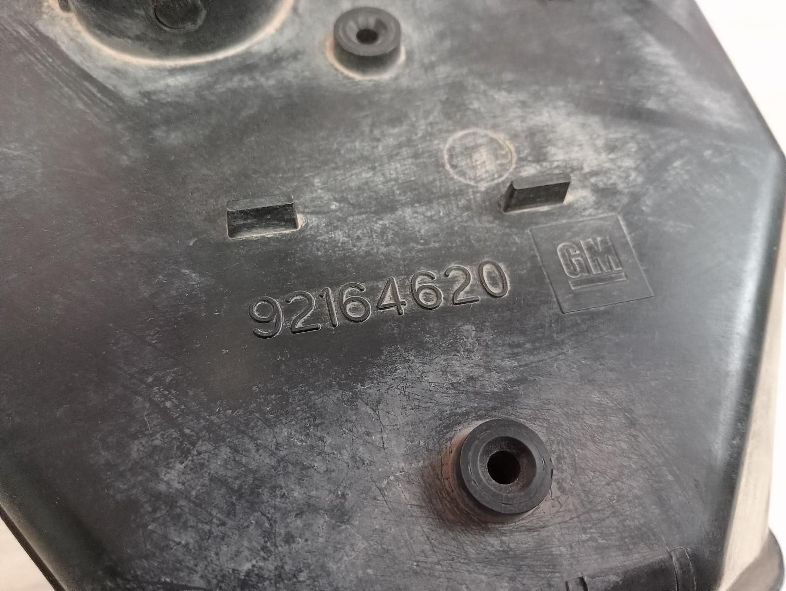 8959658