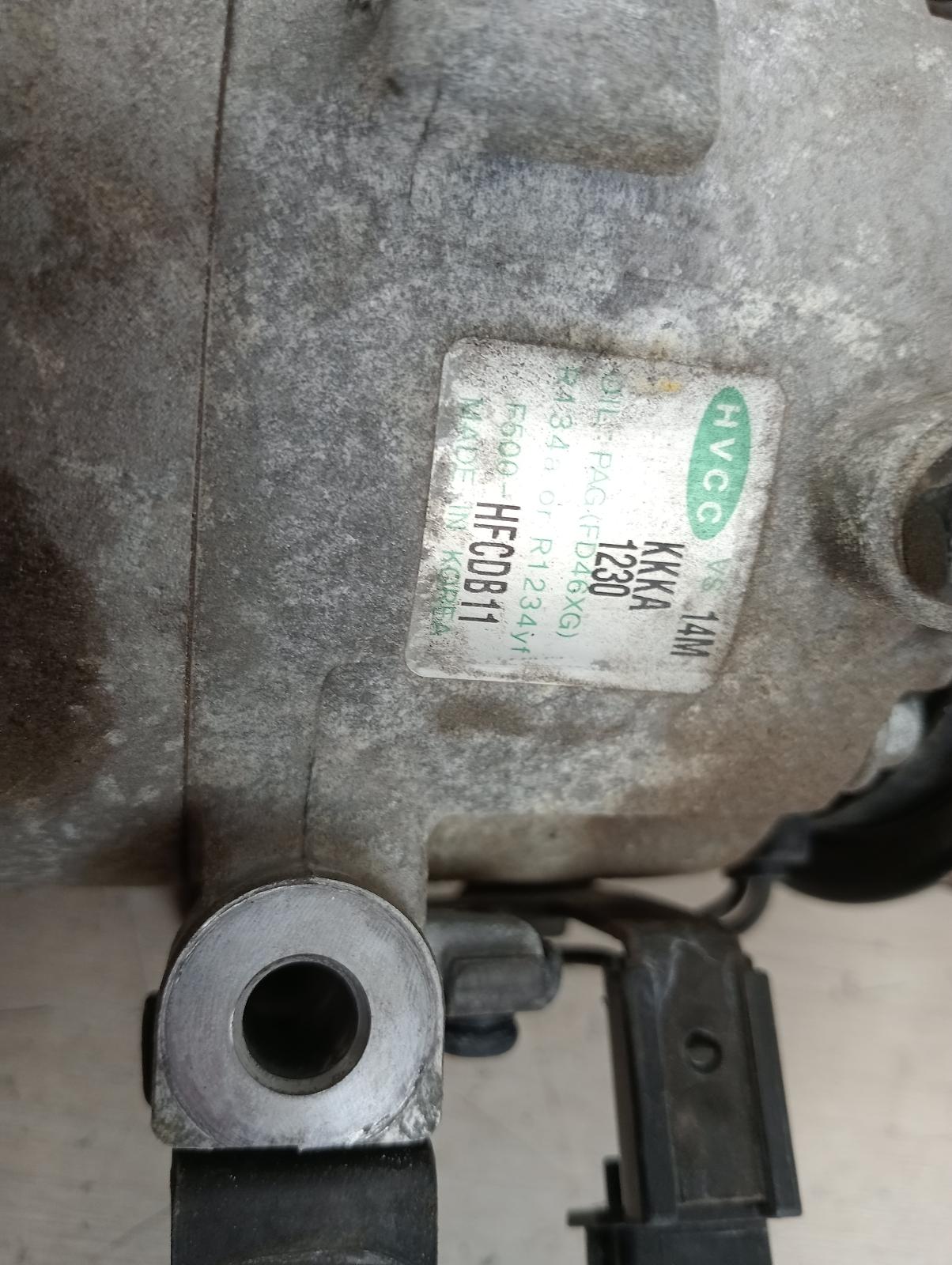 8876642