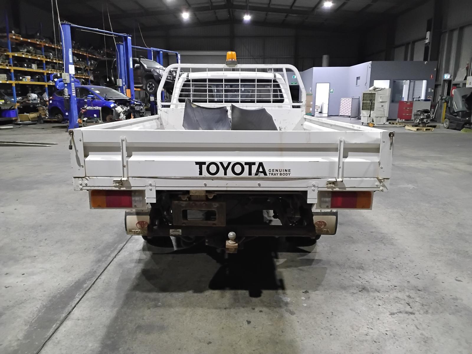8950860