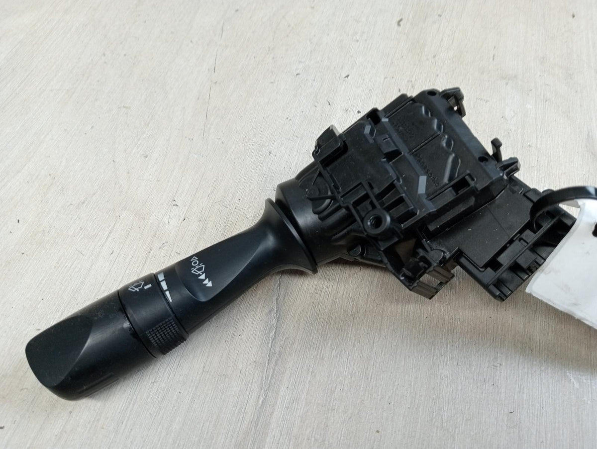 TOYOTA CAMRY COMBINATION SWITCH WIPER SWITCH, ASV50/AVV50, NON AUTO WIPER TYPE,