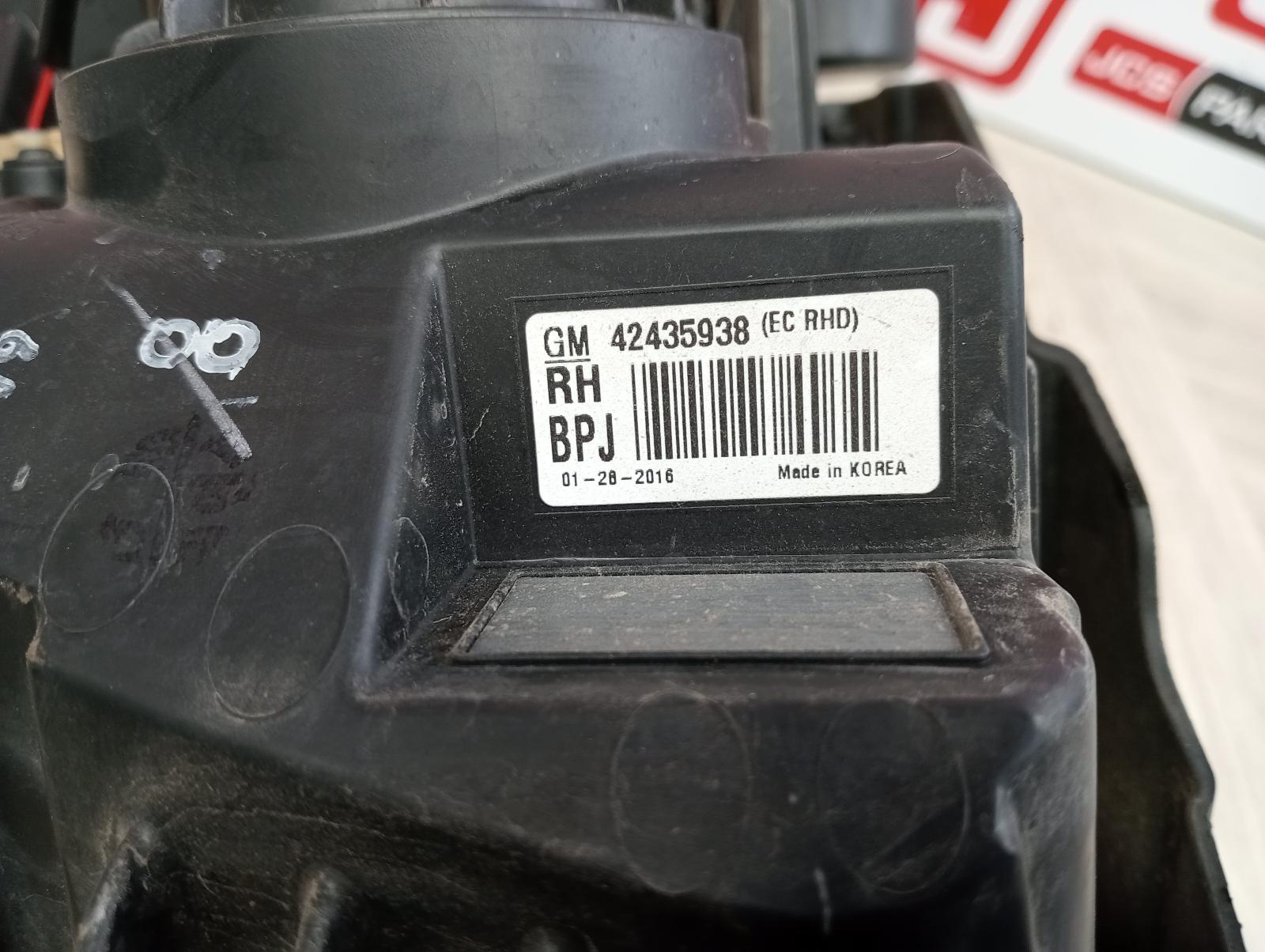 8852369