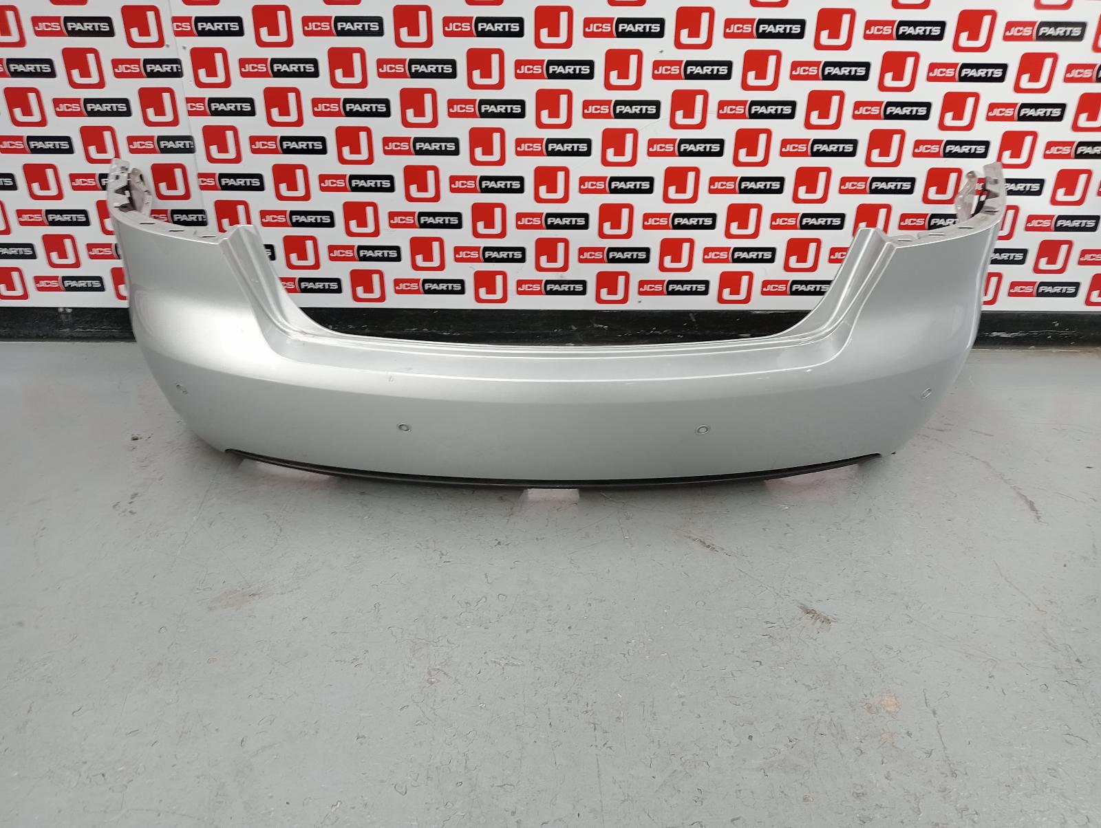8768022