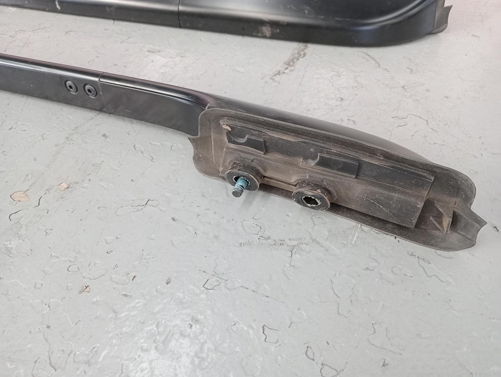 8959779