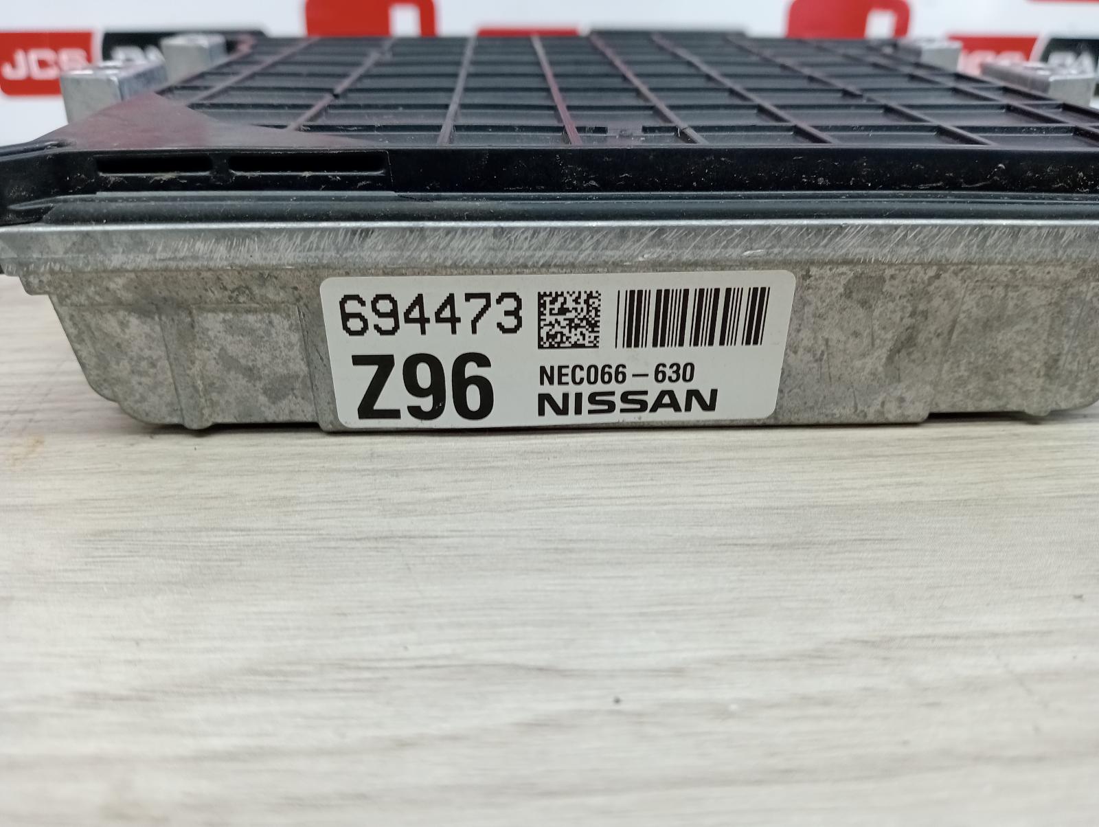 8985184